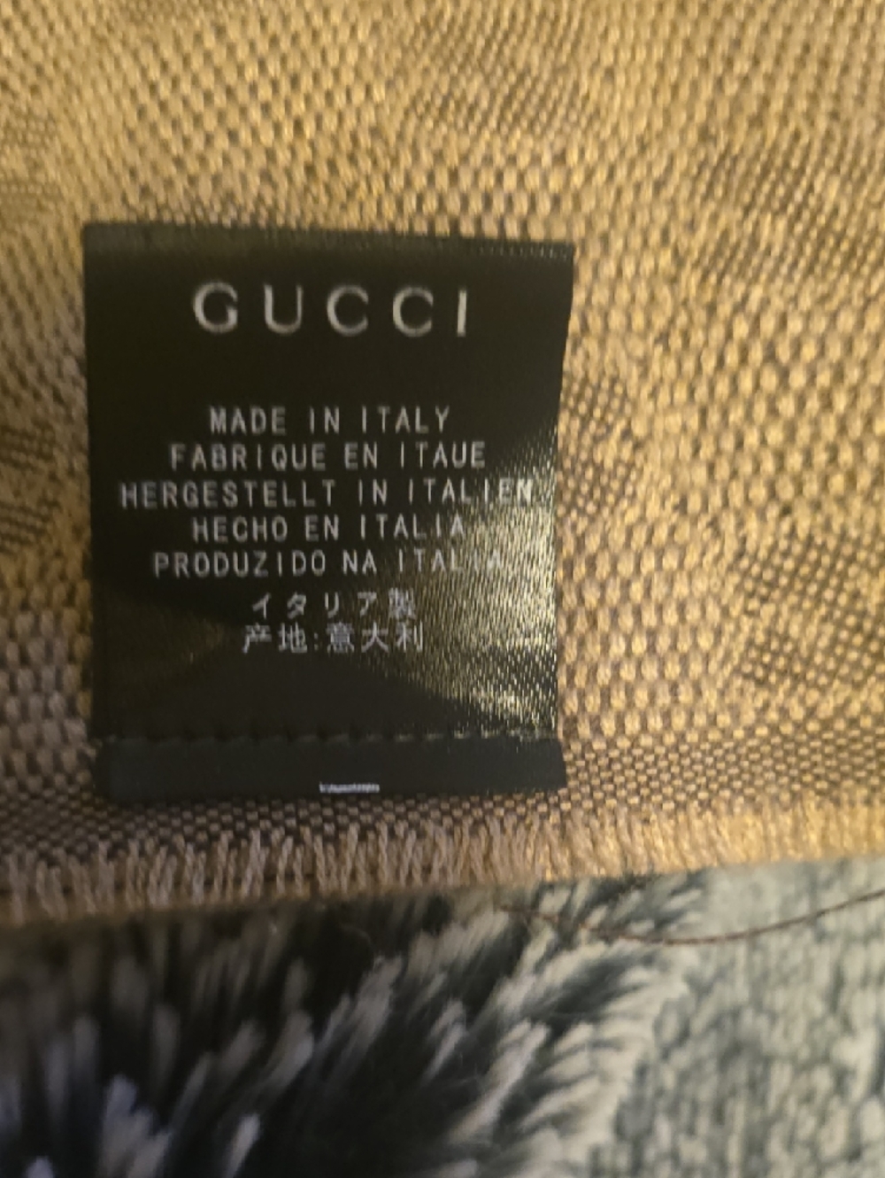 Gucci Beige Scarf with Green and Red Stripe - Picture 3 of 4
